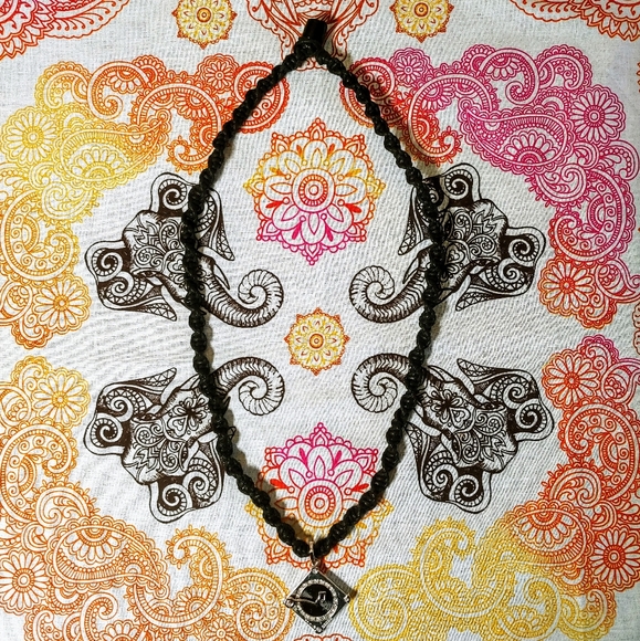 New✨Turntable DJ Necklace - Picture 4 of 6